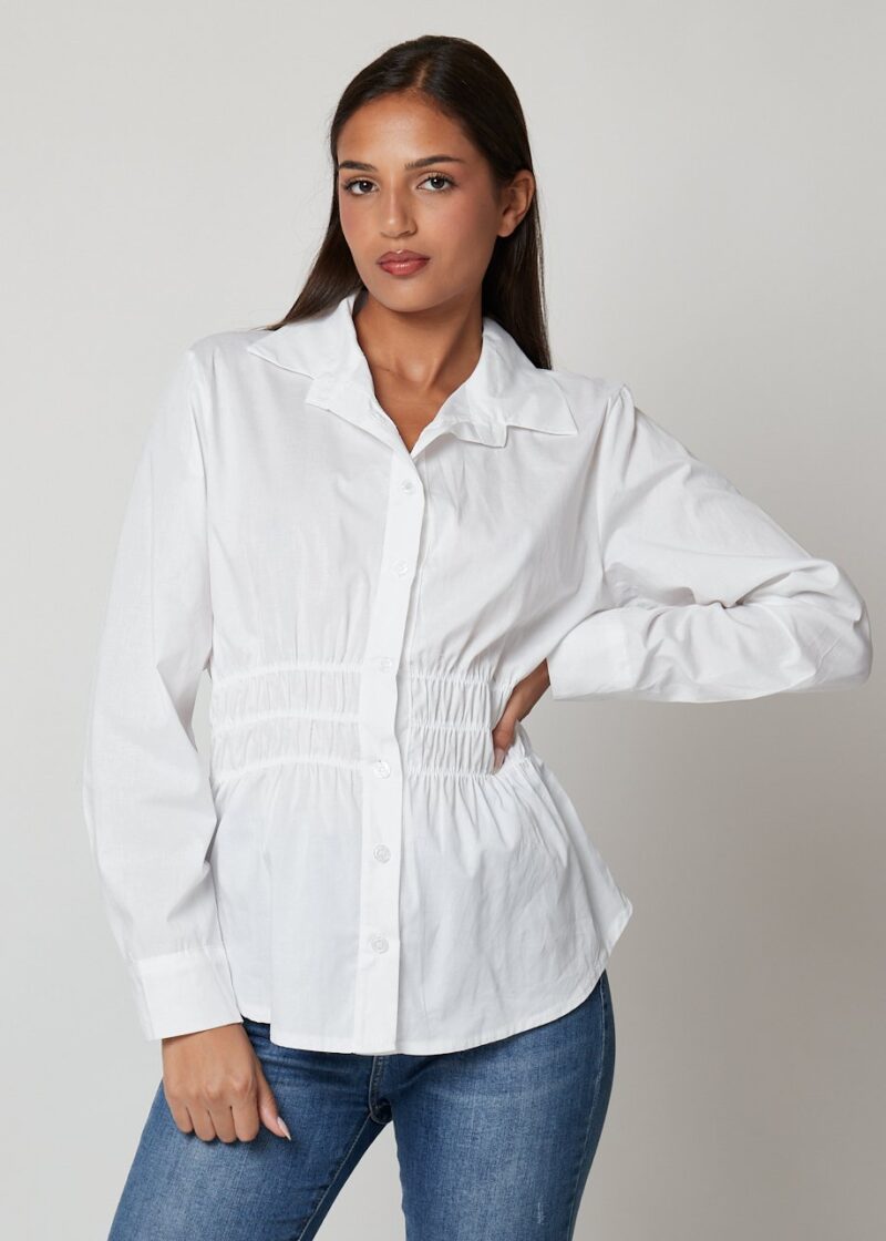 Camisa Natacha blanca de manga larga con fruncido en la cintura para mujer.